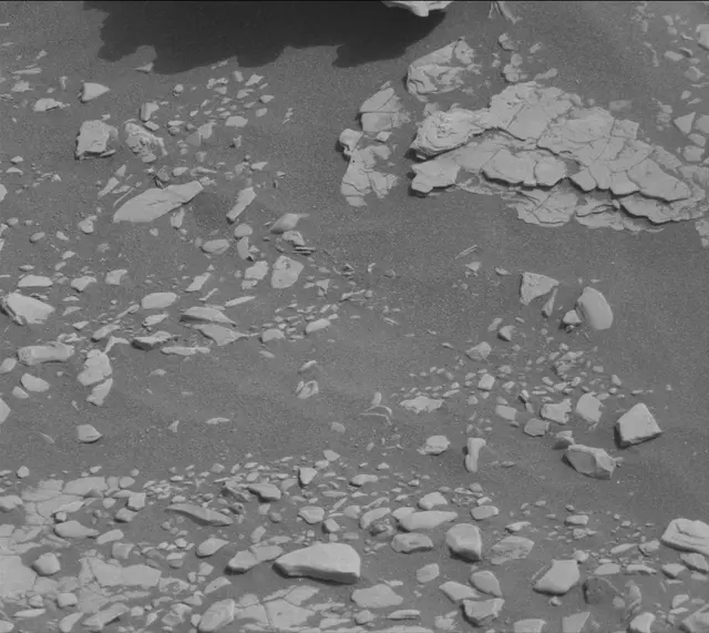 Sol 2833: Mast Camera (Mastcam)
