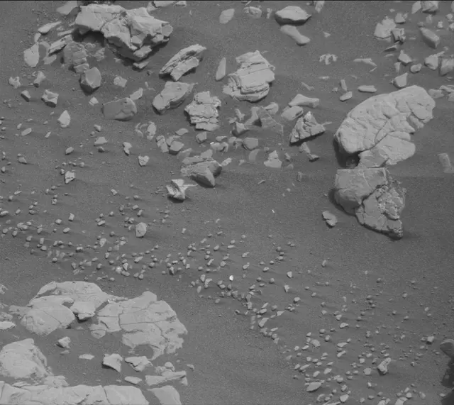 Sol 2833: Mast Camera (Mastcam)