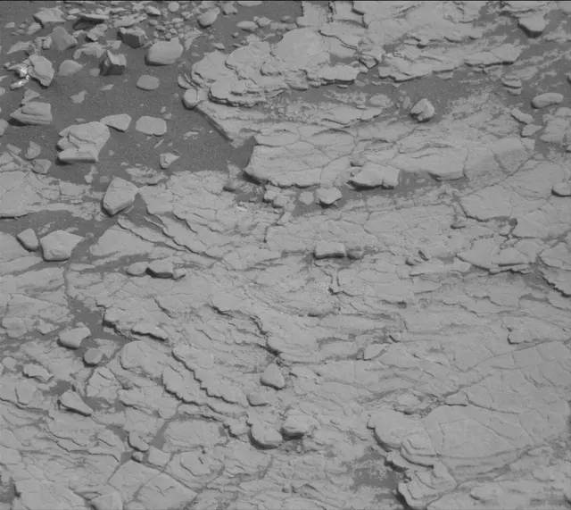Sol 2833: Mast Camera (Mastcam)