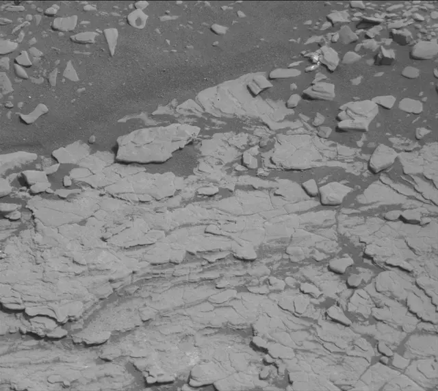 Sol 2833: Mast Camera (Mastcam)