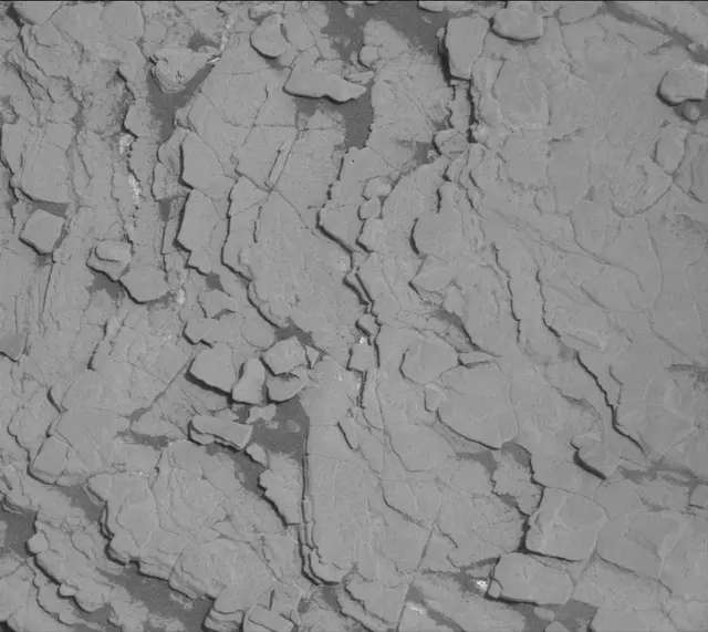 Sol 2833: Mast Camera (Mastcam)