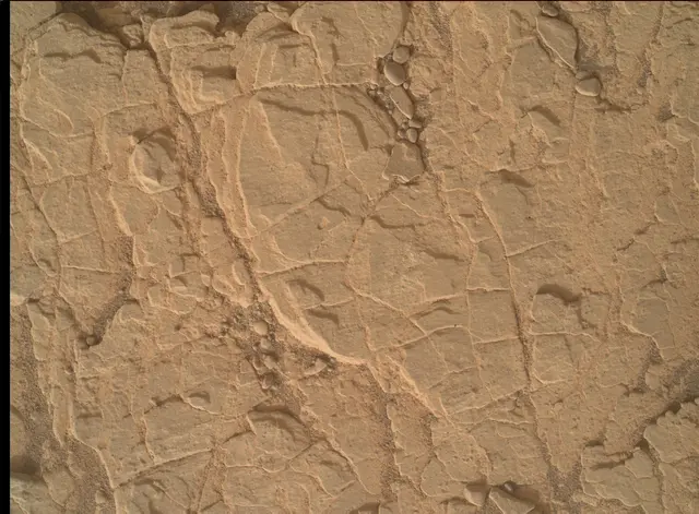 Sol 2833: Mars Hand Lens Imager (MAHLI)