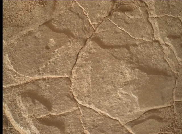 Sol 2833: Mars Hand Lens Imager (MAHLI)