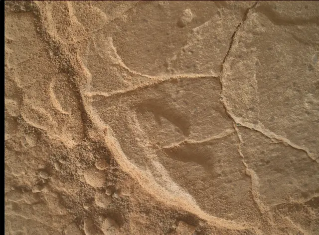 Sol 2833: Mars Hand Lens Imager (MAHLI)