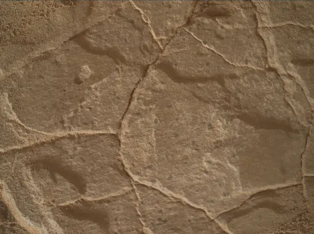 Sol 2833: Mars Hand Lens Imager (MAHLI)