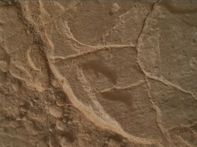Sol 2833: Mars Hand Lens Imager (MAHLI)