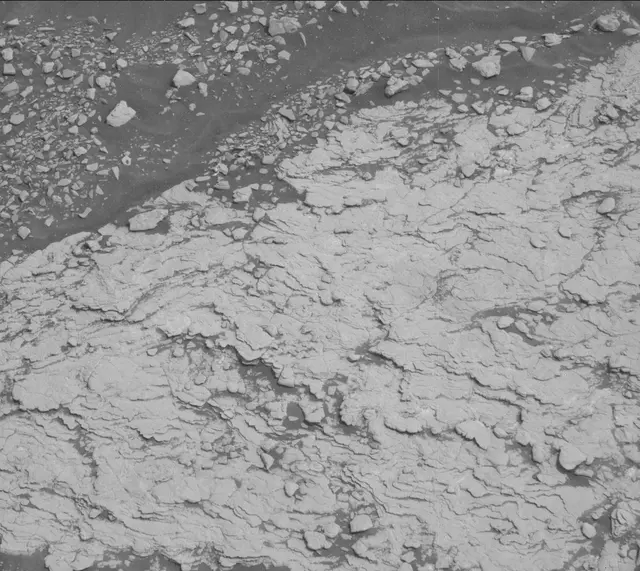 Sol 2836: Mast Camera (Mastcam)