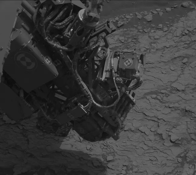 Sol 2837: Mast Camera (Mastcam)