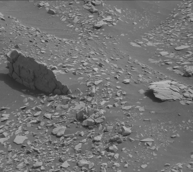 Sol 2837: Mast Camera (Mastcam)