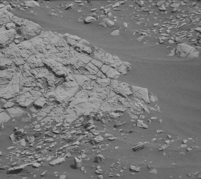 Sol 2837: Mast Camera (Mastcam)