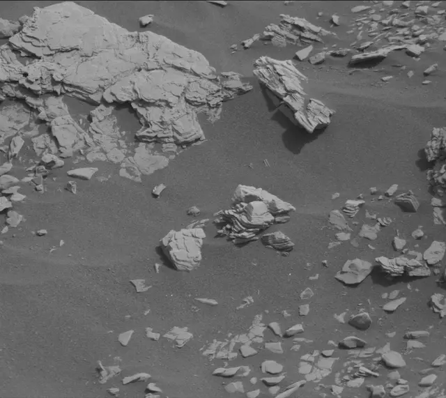 Sol 2837: Mast Camera (Mastcam)