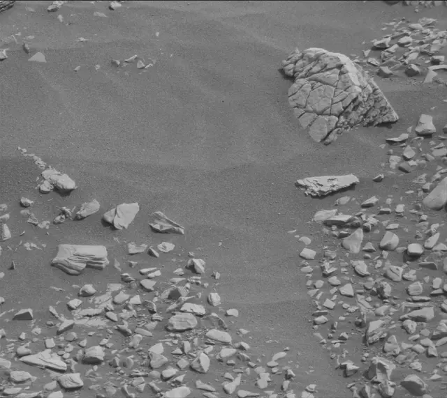 Sol 2837: Mast Camera (Mastcam)