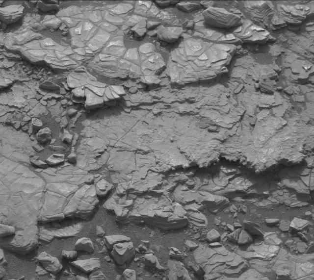 Sol 2839: Mast Camera (Mastcam)