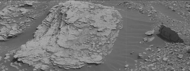 Sol 2840: Mast Camera (Mastcam)