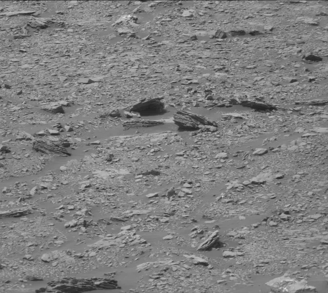 Sol 2840: Mast Camera (Mastcam)