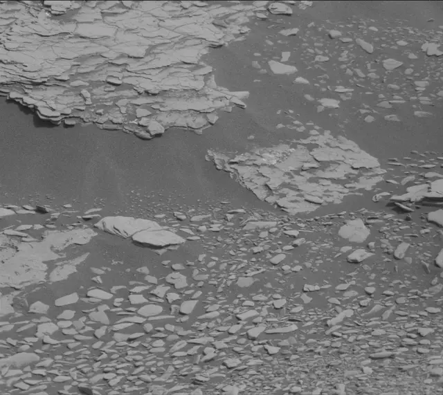 Sol 2840: Mast Camera (Mastcam)