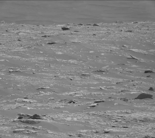 Sol 2842: Mast Camera (Mastcam)