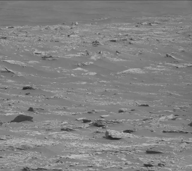 Sol 2842: Mast Camera (Mastcam)