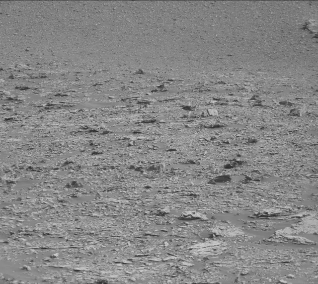 Sol 2842: Mast Camera (Mastcam)