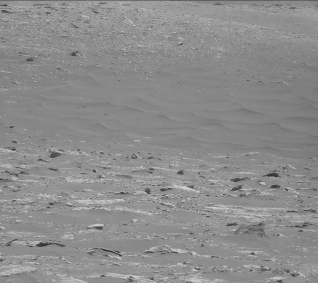 Sol 2845: Mast Camera (Mastcam)