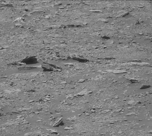 Sol 2845: Mast Camera (Mastcam)