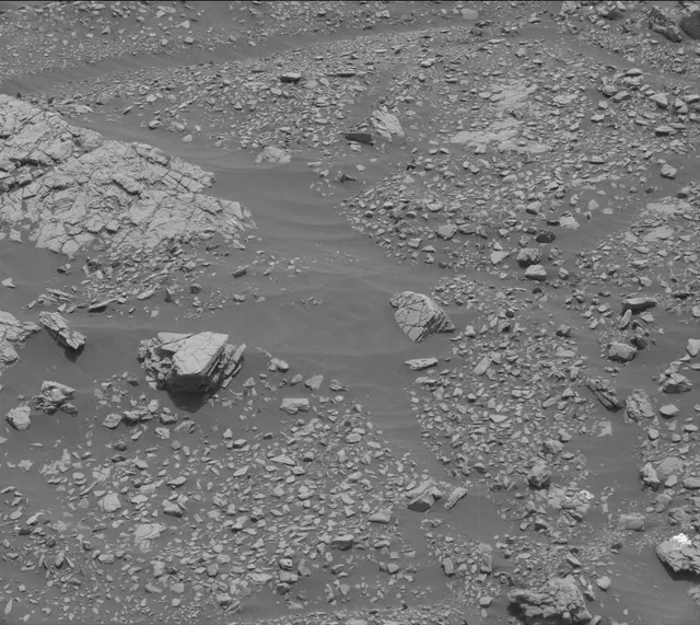 Sol 2848: Mast Camera (Mastcam)
