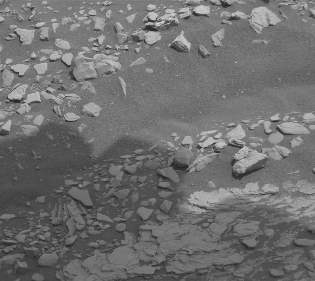 Sol 2848: Mast Camera (Mastcam)