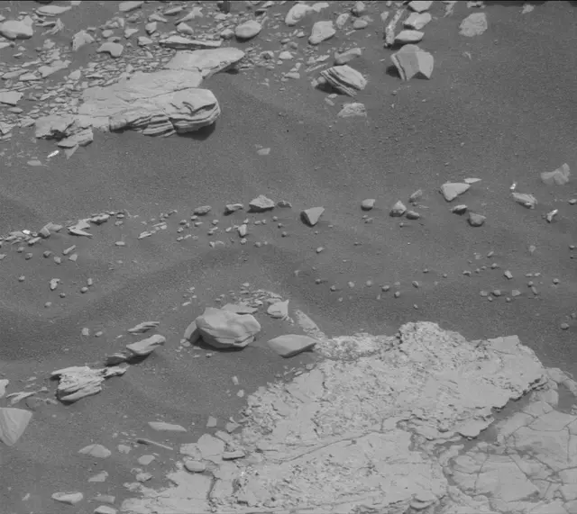 Sol 2848: Mast Camera (Mastcam)