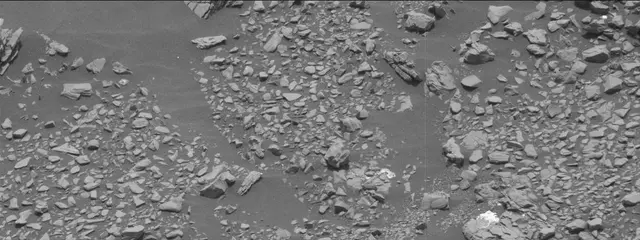 Sol 2850: Mast Camera (Mastcam)