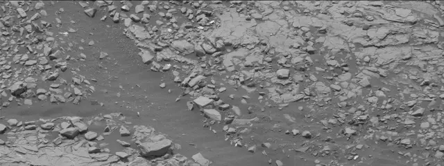 Sol 2850: Mast Camera (Mastcam)