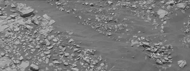 Sol 2850: Mast Camera (Mastcam)