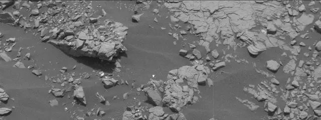 Sol 2850: Mast Camera (Mastcam)