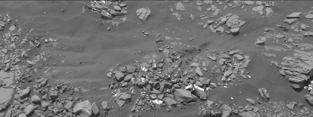 Sol 2850: Mast Camera (Mastcam)