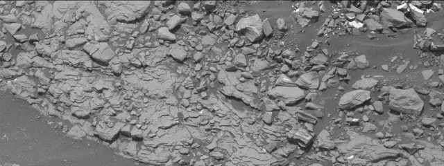 Sol 2850: Mast Camera (Mastcam)