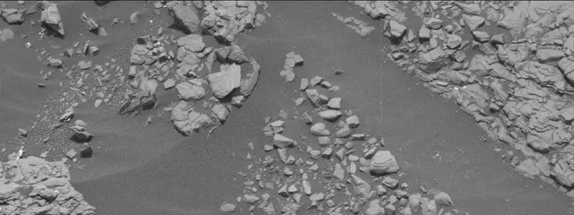 Sol 2850: Mast Camera (Mastcam)