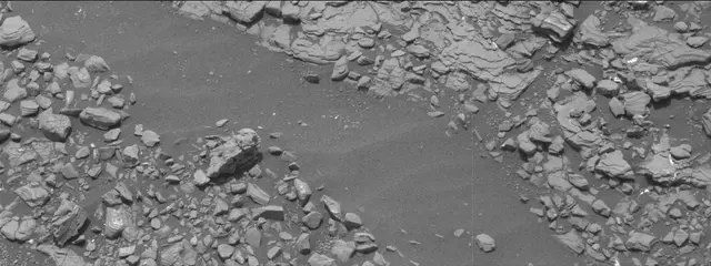 Sol 2850: Mast Camera (Mastcam)