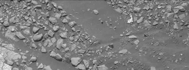 Sol 2850: Mast Camera (Mastcam)
