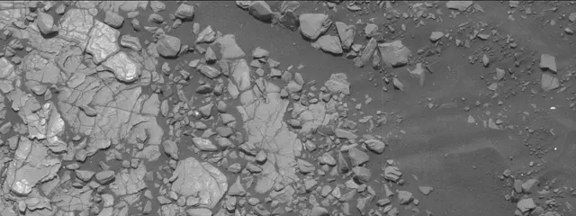 Sol 2850: Mast Camera (Mastcam)