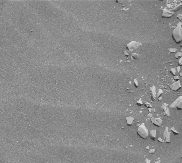 Sol 2850: Mast Camera (Mastcam)