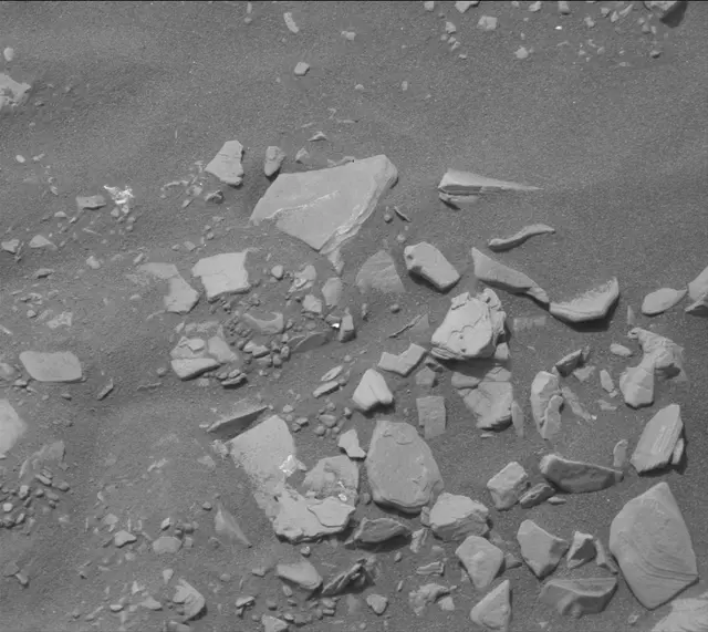 Sol 2850: Mast Camera (Mastcam)