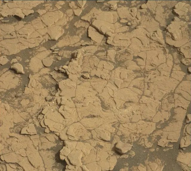 Sol 2850: Mast Camera (Mastcam)