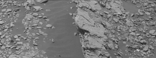 Sol 2853: Mast Camera (Mastcam)