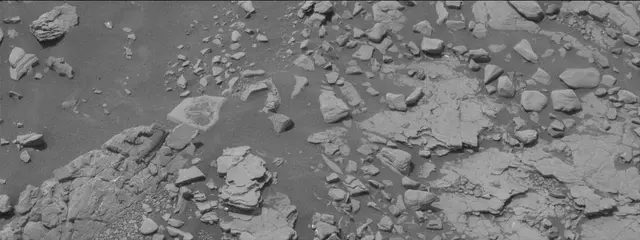 Sol 2853: Mast Camera (Mastcam)