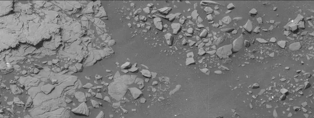 Sol 2853: Mast Camera (Mastcam)