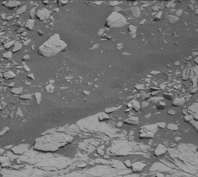 Sol 2853: Mast Camera (Mastcam)