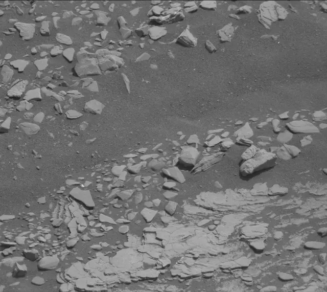 Sol 2853: Mast Camera (Mastcam)