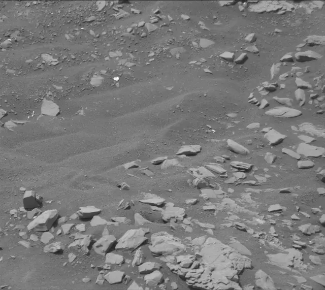 Sol 2853: Mast Camera (Mastcam)