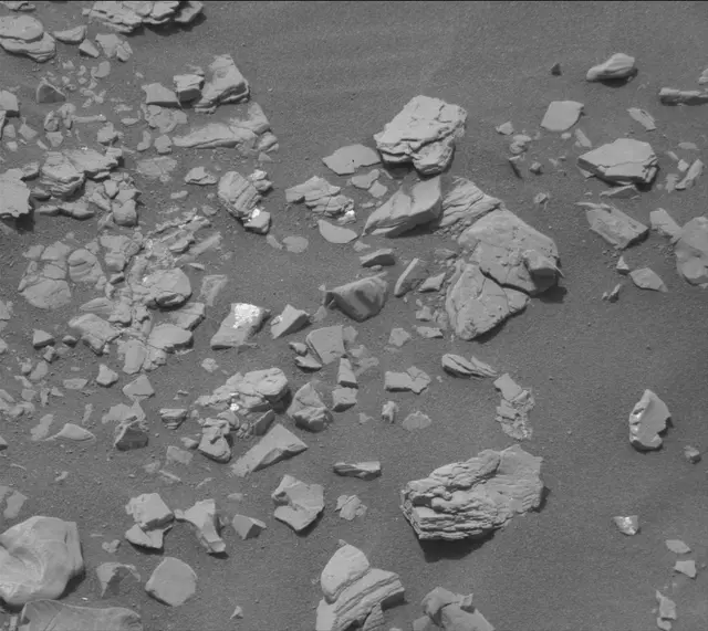 Sol 2853: Mast Camera (Mastcam)