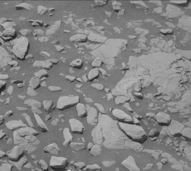 Sol 2853: Mast Camera (Mastcam)