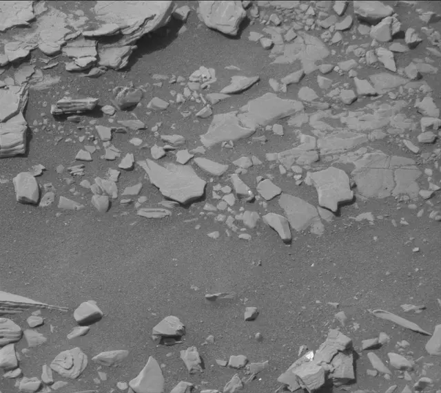 Sol 2853: Mast Camera (Mastcam)
